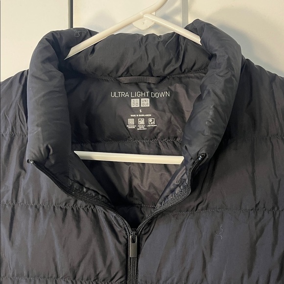 Black Ultra Light Down Vest - Picture 3 of 5